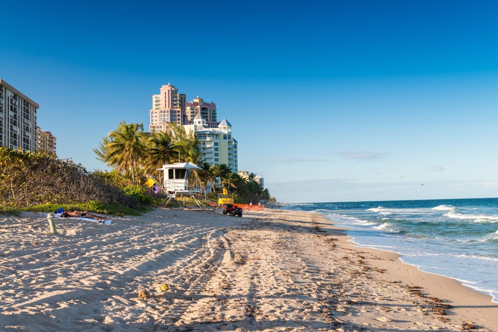 7 Best Beaches Near Fort Lauderdale For 2024!